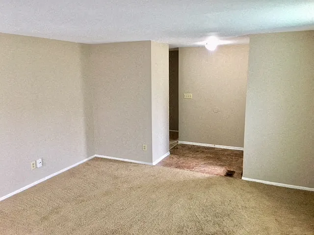 5626 Troy Villa Blvd. — Photo 4