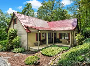 7710 Parks Mountain Dr, Newland, NC 28657