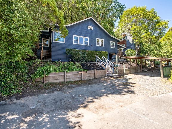 2nd image of 251 W End Avenue