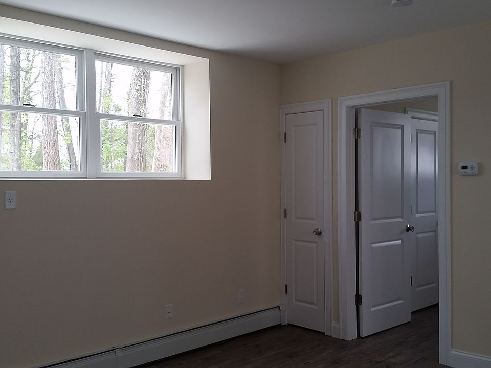 2nd image of 95 Serrell Ave