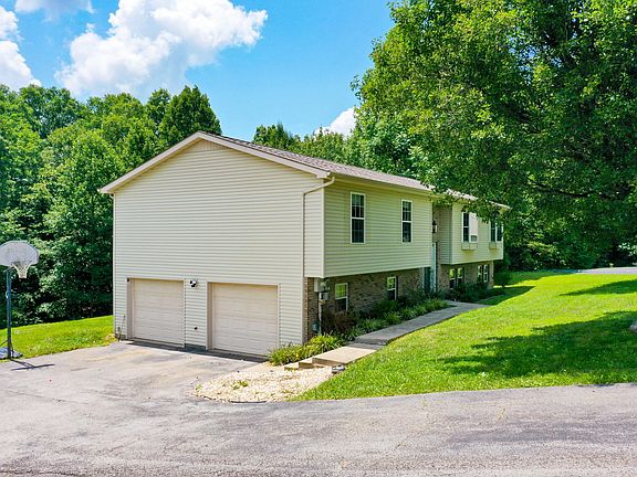 5th image of 10 Verbena Dr