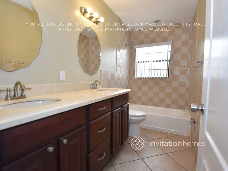 4511 SW 102nd Pl — Photo 9