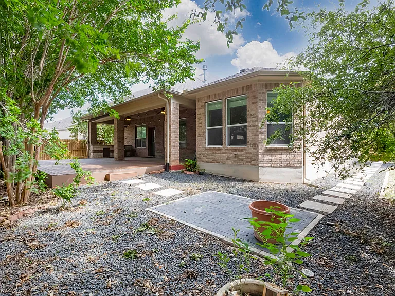 116 Azimuth Dr — Photo 9
