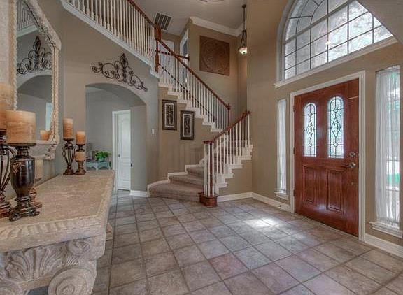 5th image of 15000 Savannah Heights Dr