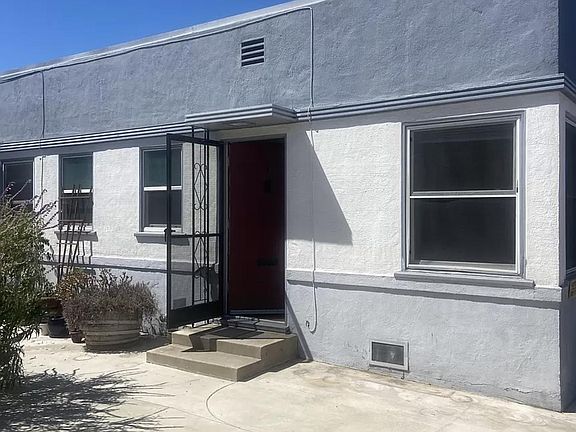 2nd image of 2616 Santa Monica Blvd APT 1