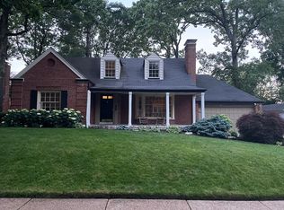 1655 Andrew Dr, Saint Louis, MO 63122