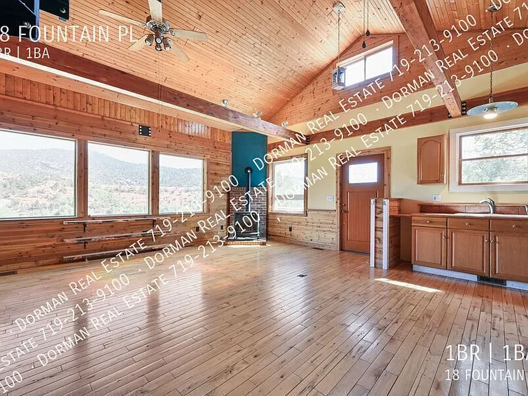 18 Fountain Pl — Photo 3