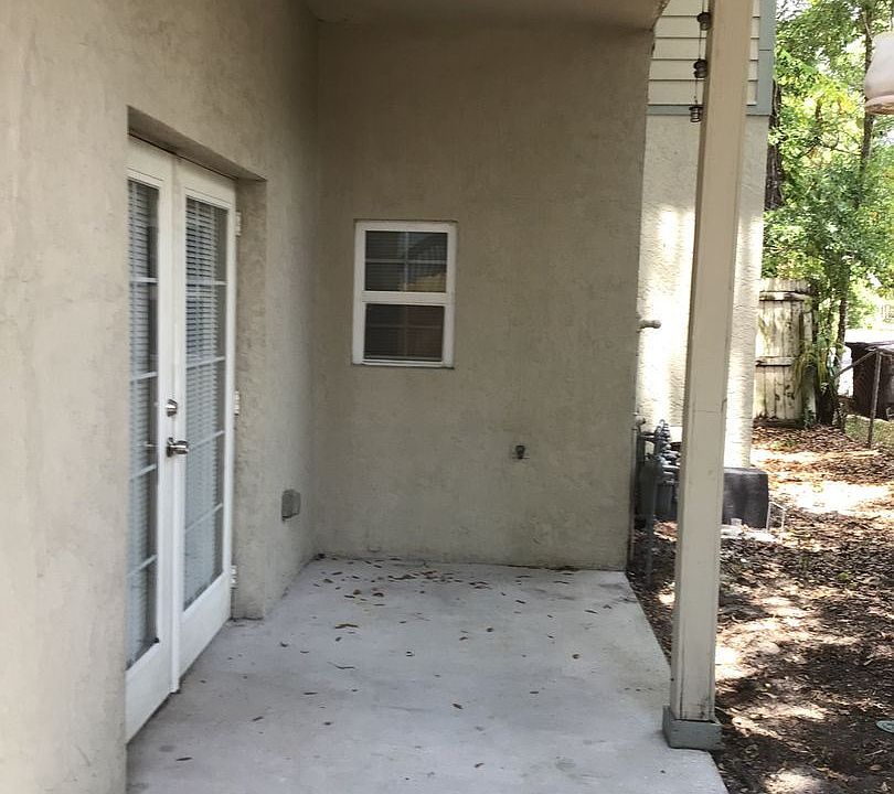 1st image of 417 N Ferncreek Ave