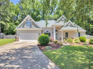 1300 Equinox Lndg, Chesapeake, VA 23322