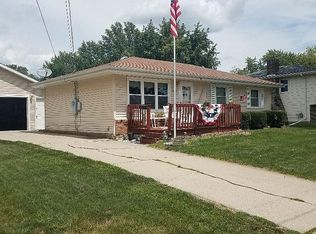 1424 N 9th Avenue Pl E, Newton, IA 50208
