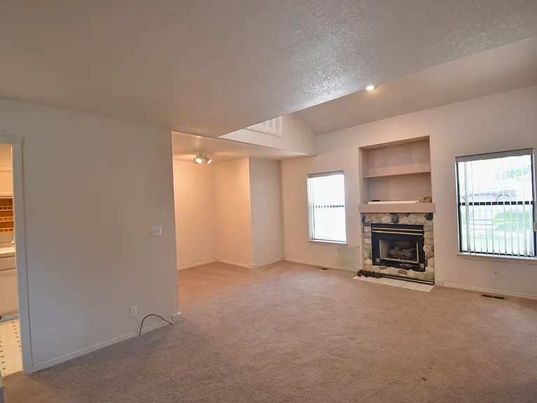 57 E Ranch Dr — Photo 9