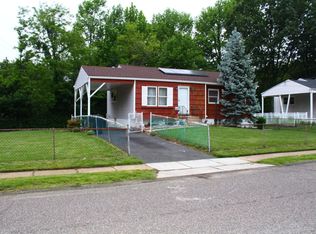 2 Michigan Ave, Hazlet, NJ 07730