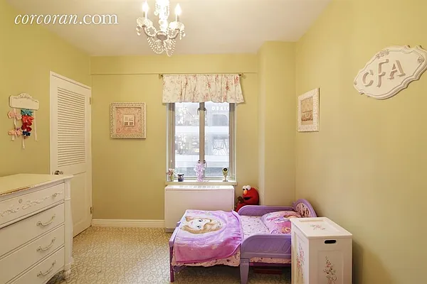 Sold by Corcoran | media 8