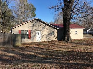 1041 Frisco Ln, Piggott, AR 72454
