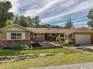 132 Devin Dr, Moraga, CA 94556