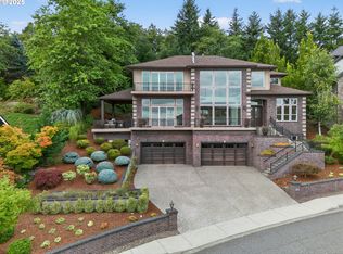 3828 NW Devoto Ln, Portland, OR 97229