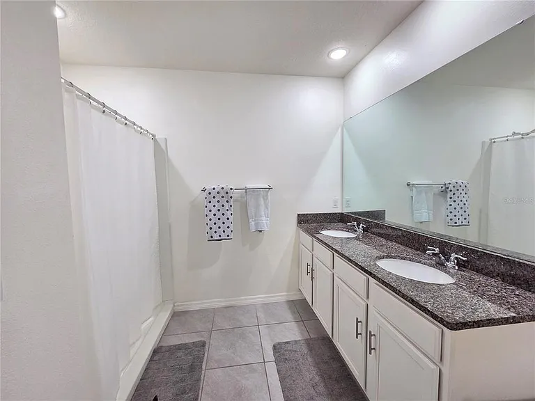611 Grove St — Photo 10
