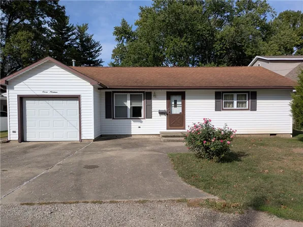 719 Connelly St, Paris, IL 61944