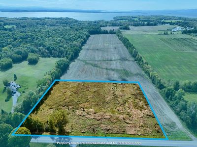 16 Landon Road, South Hero, VT, 05486