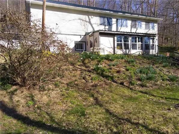 382 Fairman Hollow Rd, Creekside, PA 15732