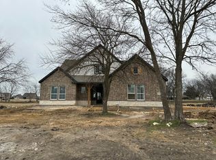 310 Cobb Rd, Leonard, TX 75452