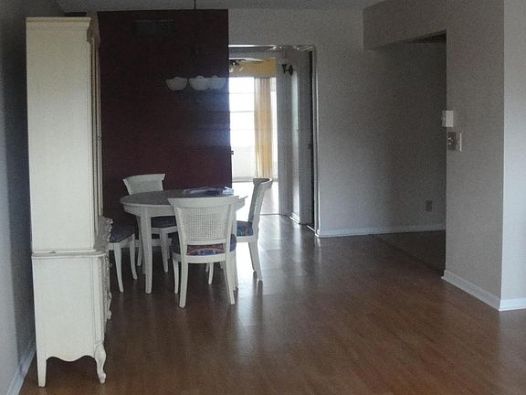 2nd image of 111 Wellington Cir #F-1110