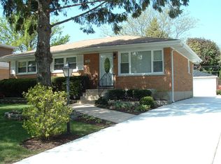 838 N Lombard St, Elmhurst, IL 60126