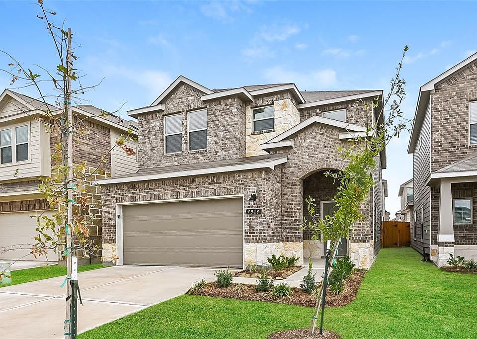 1st image of 7934 Tuscan Cypress