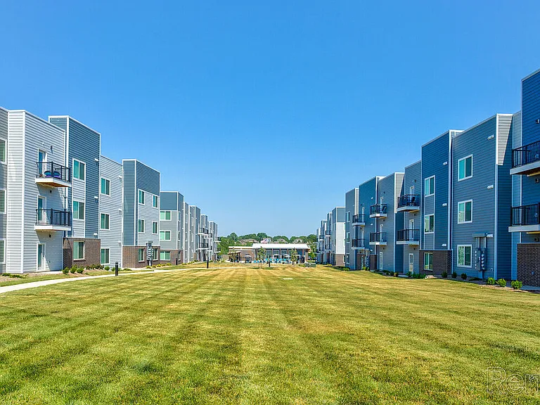 Lofts at Fox Ridge — Photo 1