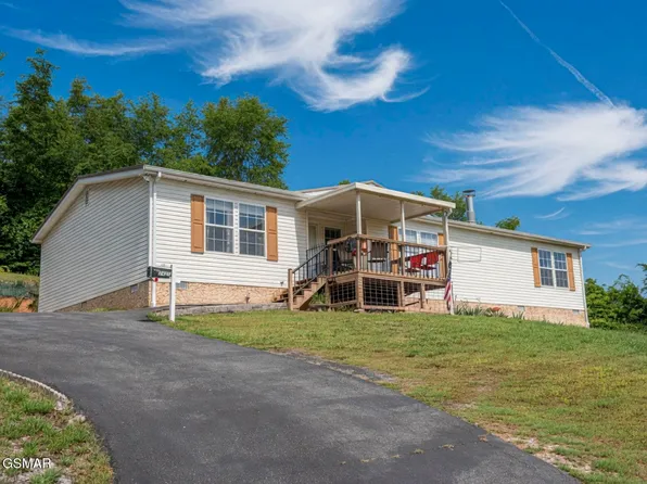 2621 Von Hill Rd, Dandridge, TN 37725