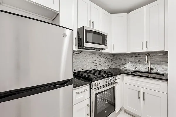 Rented by Brown Harris Stevens | media 9