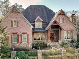 910 Shepards Ct, Roswell, GA 30075