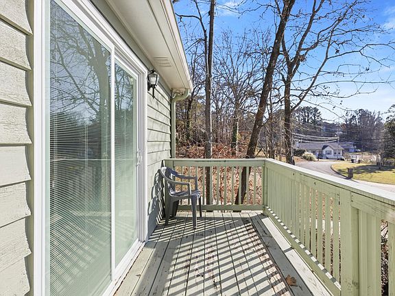 5th image of 4913 Shoreline Dr