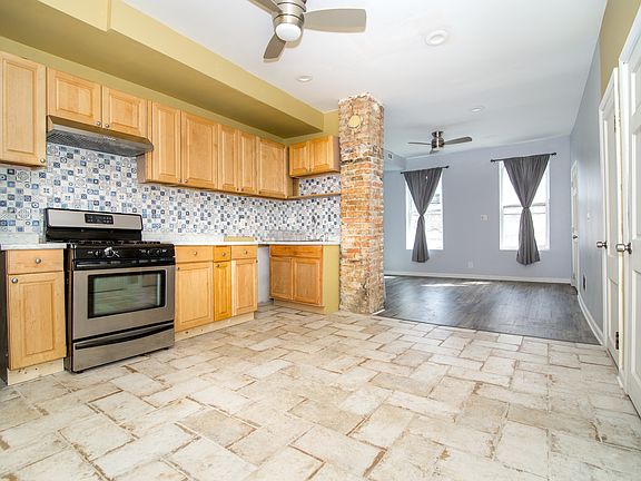 4th image of 2436 S Francisco Ave #1