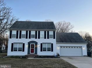 12 E Gate Dr, Sicklerville, NJ 08081