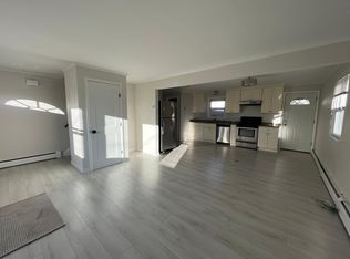 42 Hillside Ave, New Canaan, CT 06840