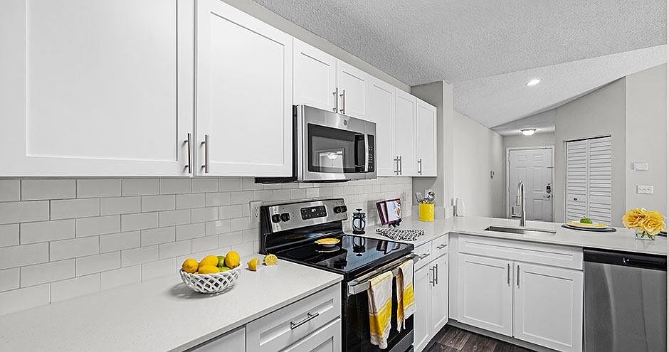 1st image of 13675 Lake Vining Dr #11304