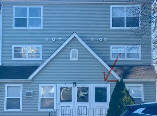 100 San Vincenzo Pl APT 1, Norwalk, CT 06854