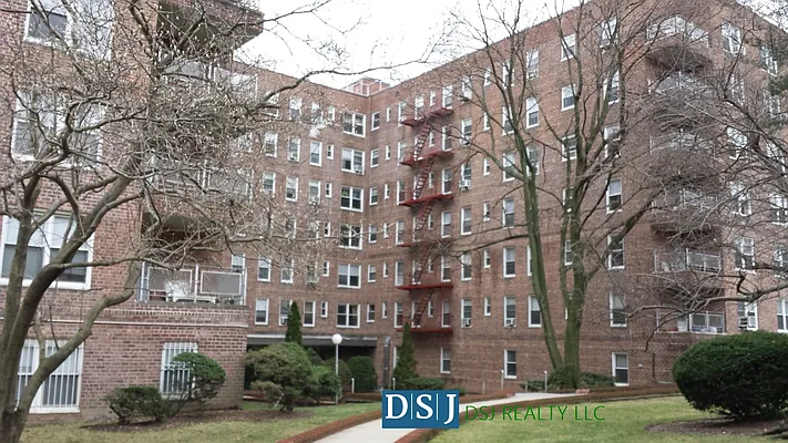 Rented by D S J Realty LLC | media 28