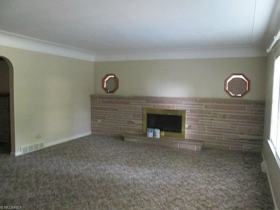 5th image of 1418 Shields Rd