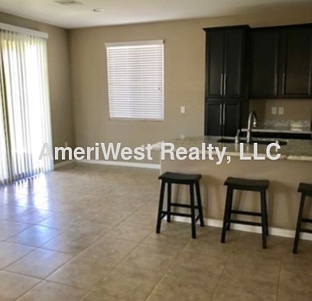 4th image of 10543 Murphy Plains St
