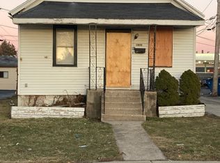 12635 S Honore St, Calumet Park, IL 60827