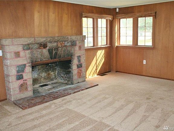2nd image of 10022 9th Avenue Ct E #A
