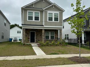 457 Cranford Dr, Pineville, NC 28134