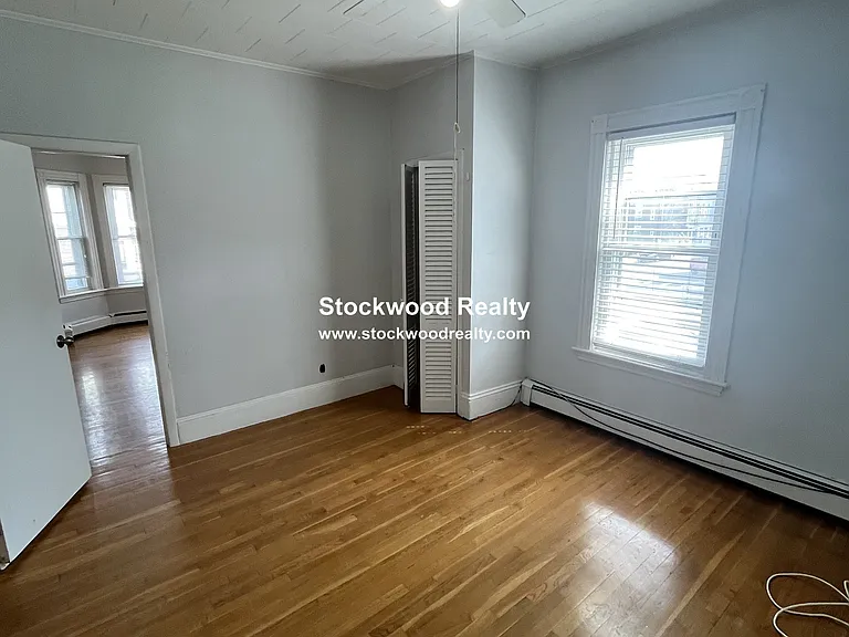109 Wordsworth St #1 — Photo 14
