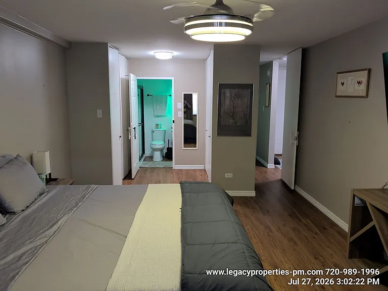 725 S Clinton St #4A — Photo 15