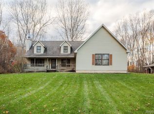 4234 Havens Rd, Dryden, MI 48428