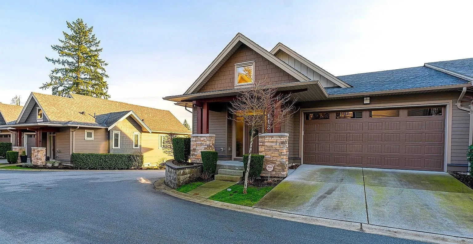 3 bed, 2311 sqft, $4,350 — Photo 1