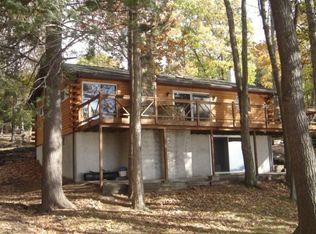 1012 Maple St, Lakeville, PA 18438