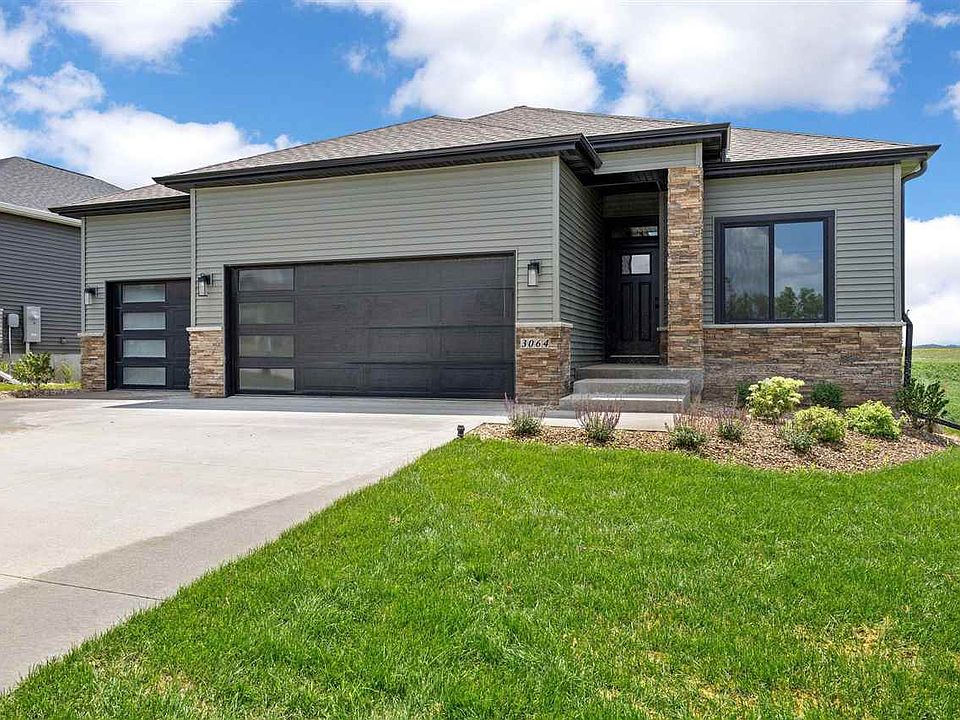1st image of 3064 Ridgeview Cir